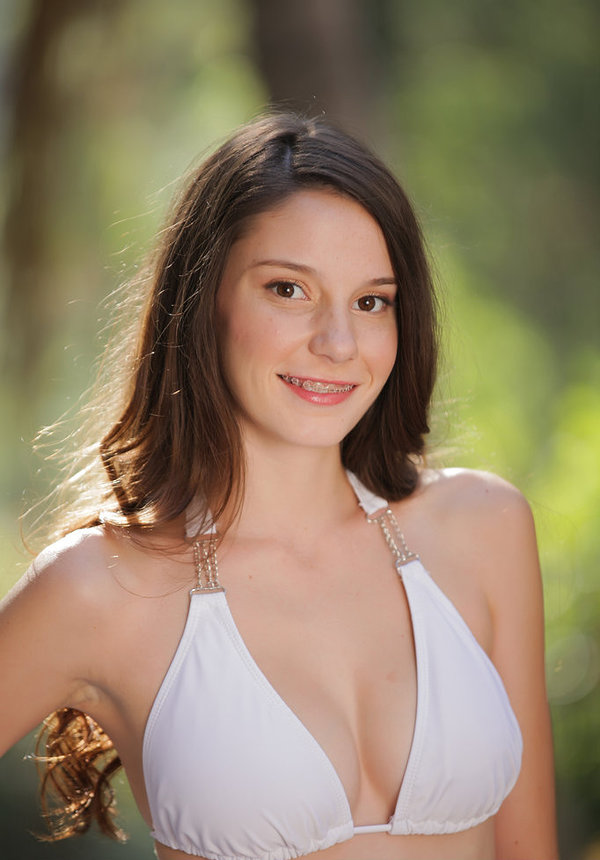 Аришка, 57 лет, 0 размер груди